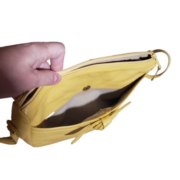 Pelle Yellow Leather Purse with bow accent - Picture 9 of 9